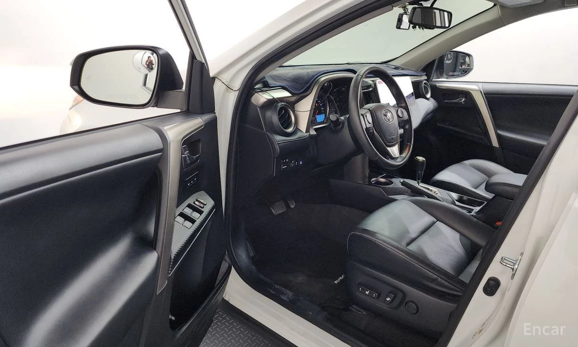 Toyota Rav4  - изображение 10
