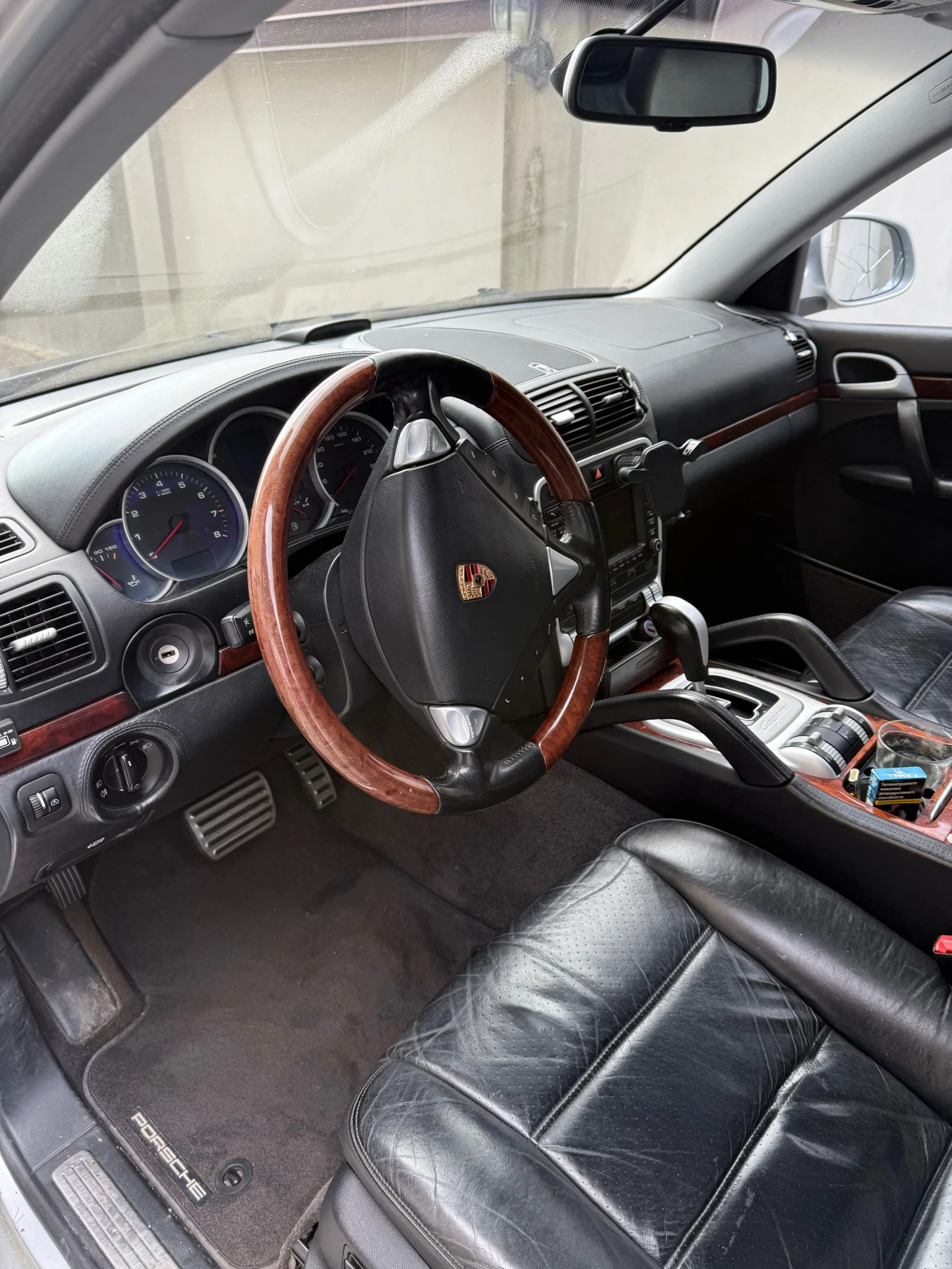 Porsche Cayenne 4.5 V8, снимка 6 - Автомобили и джипове - 53713821