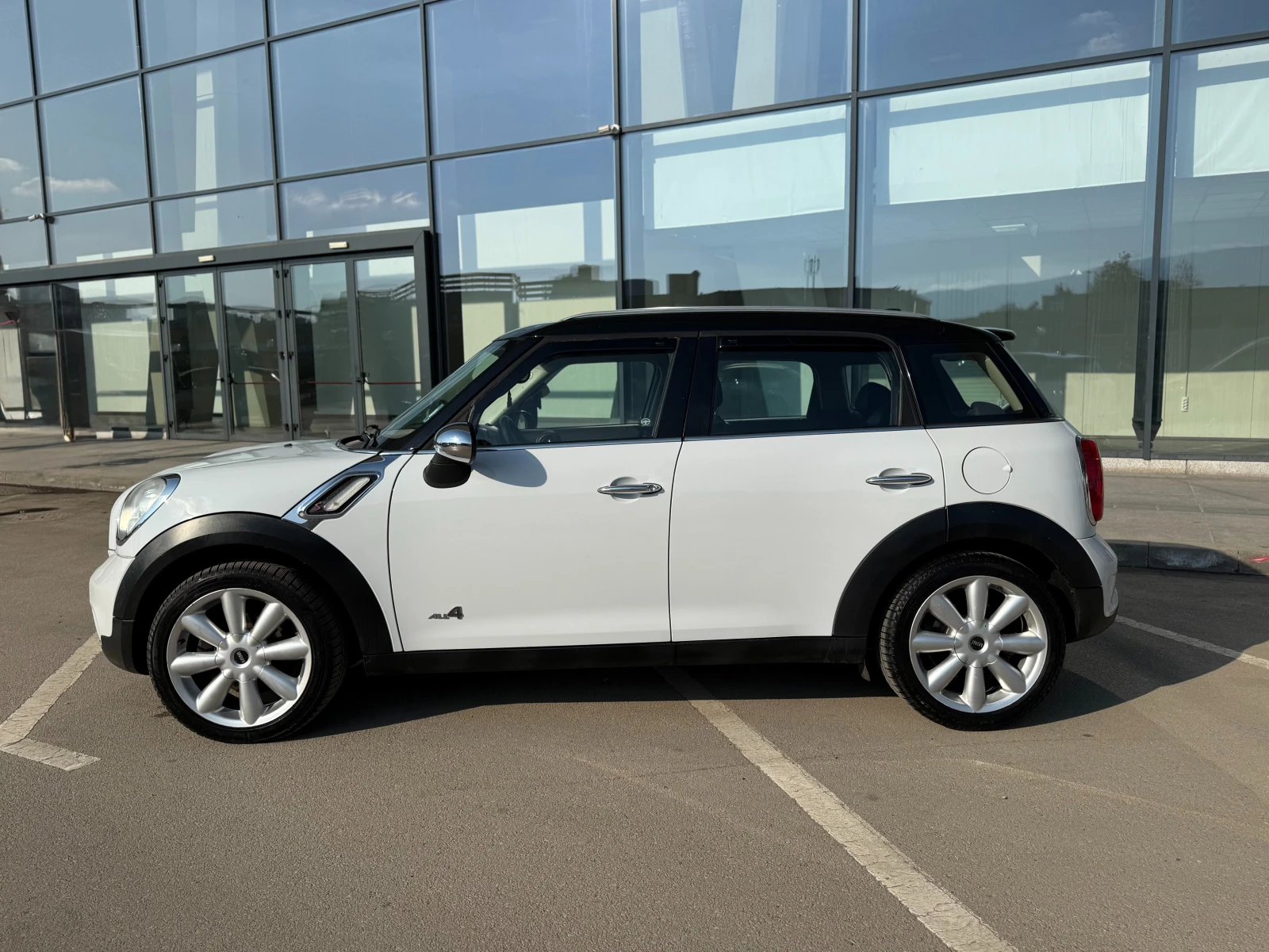 Mini Countryman 6 МЕСЕЦА ГАРАНЦИЯ/2.0D 143к.с. 4х4 Автоматик, снимка 2 - Автомобили и джипове - 53747214