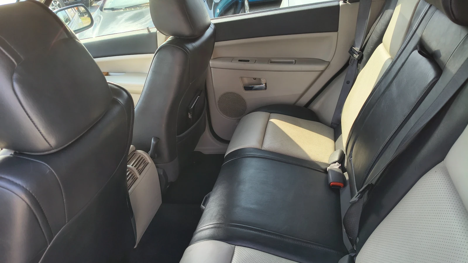 Jeep Grand cherokee 3.0CRD Limited, снимка 13 - Автомобили и джипове - 53877268