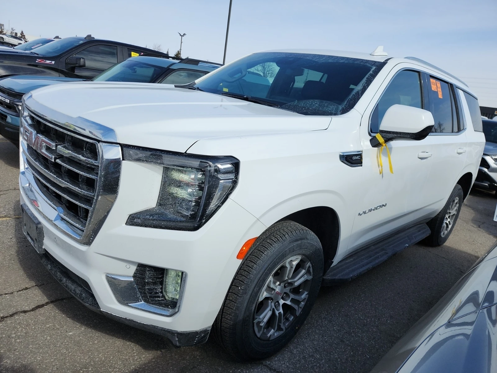 Gmc Yukon SLE * 5.3 V8 * 7 МЕСТА * CARFAX *  | Auto.bg — изображение 1