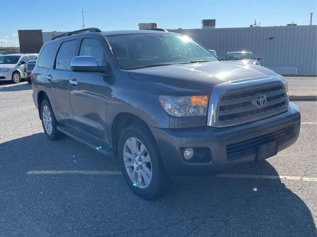 Toyota Sequoia PLATINUM* JBL* ПОДГРЕВ* КАМЕРА* ОБДУХ* ШИБИДАХ, снимка 2 - Автомобили и джипове - 54512833