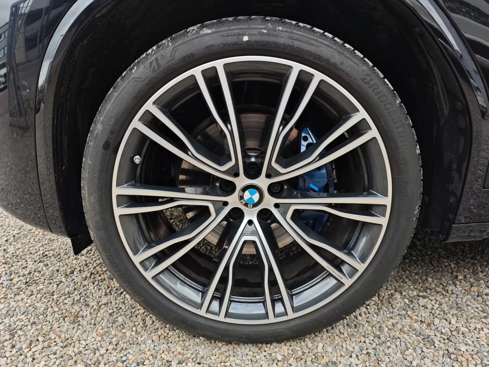 BMW X4 M40i / SHADOW LINE / LASERLIGHT / PANO/ HUD/ 360/, снимка 7 - Автомобили и джипове - 55585839
