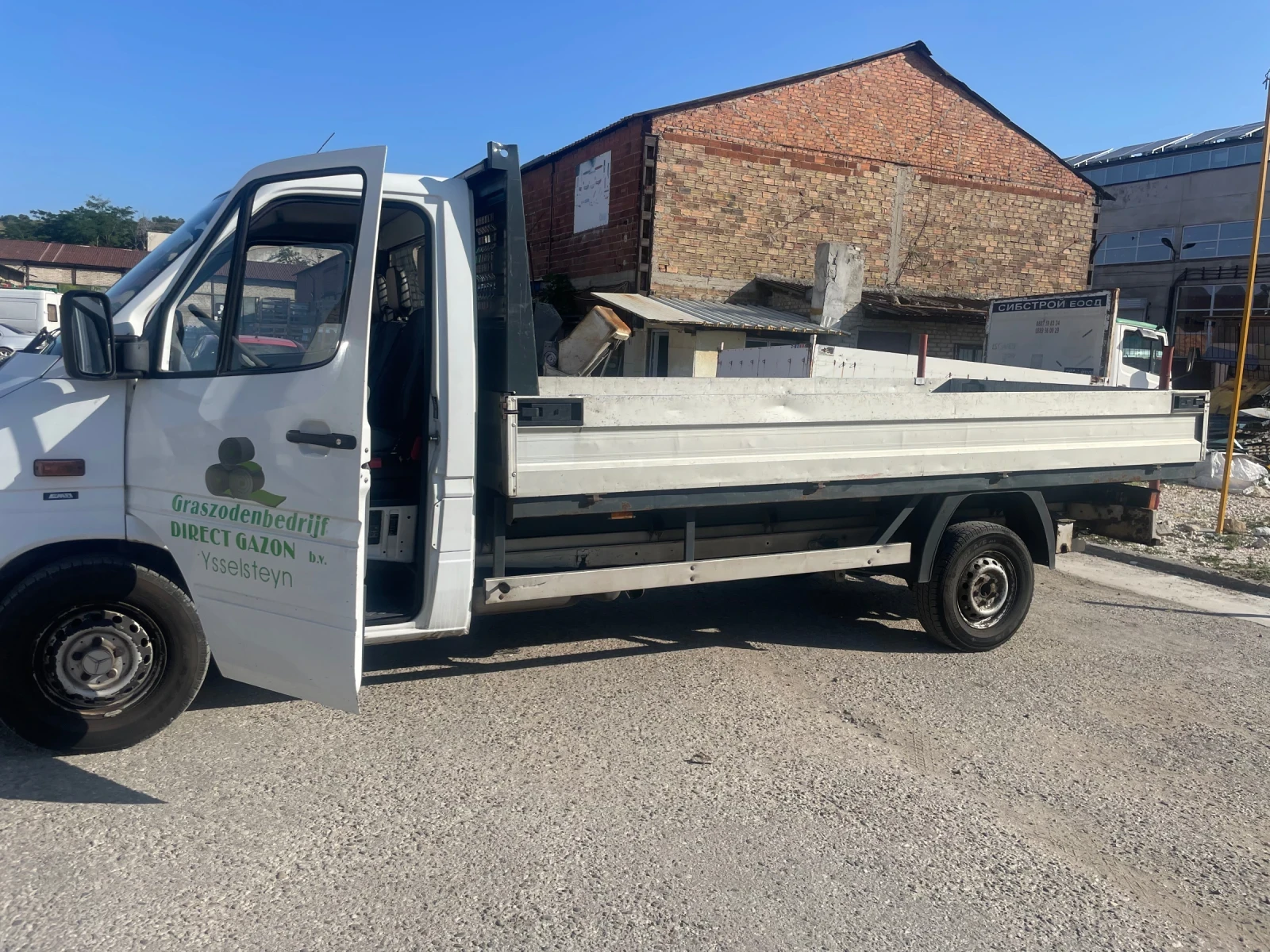 Mercedes-Benz Sprinter 311  - изображение 2