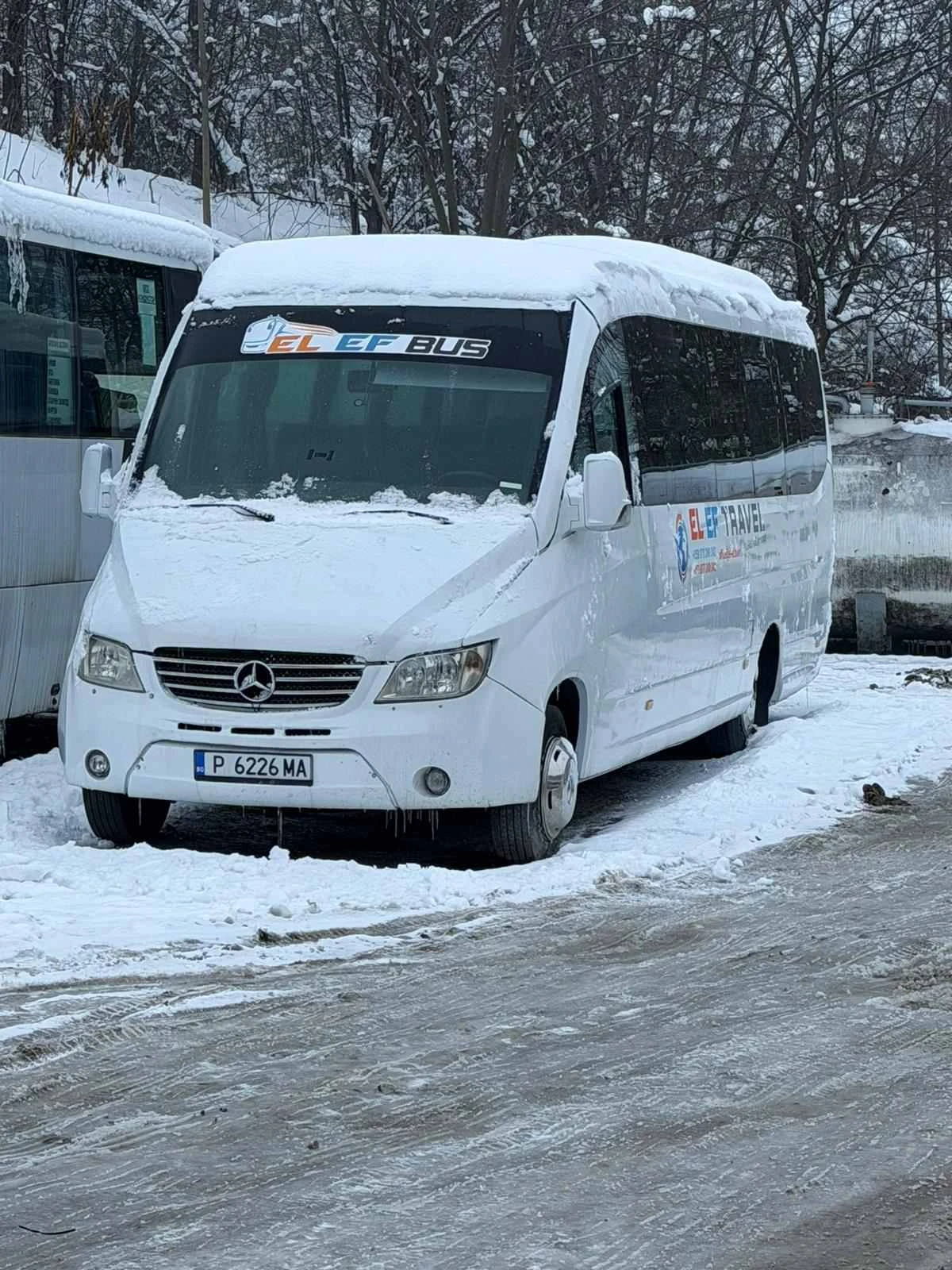 Mercedes-Benz Vario 818 D - изображение 6