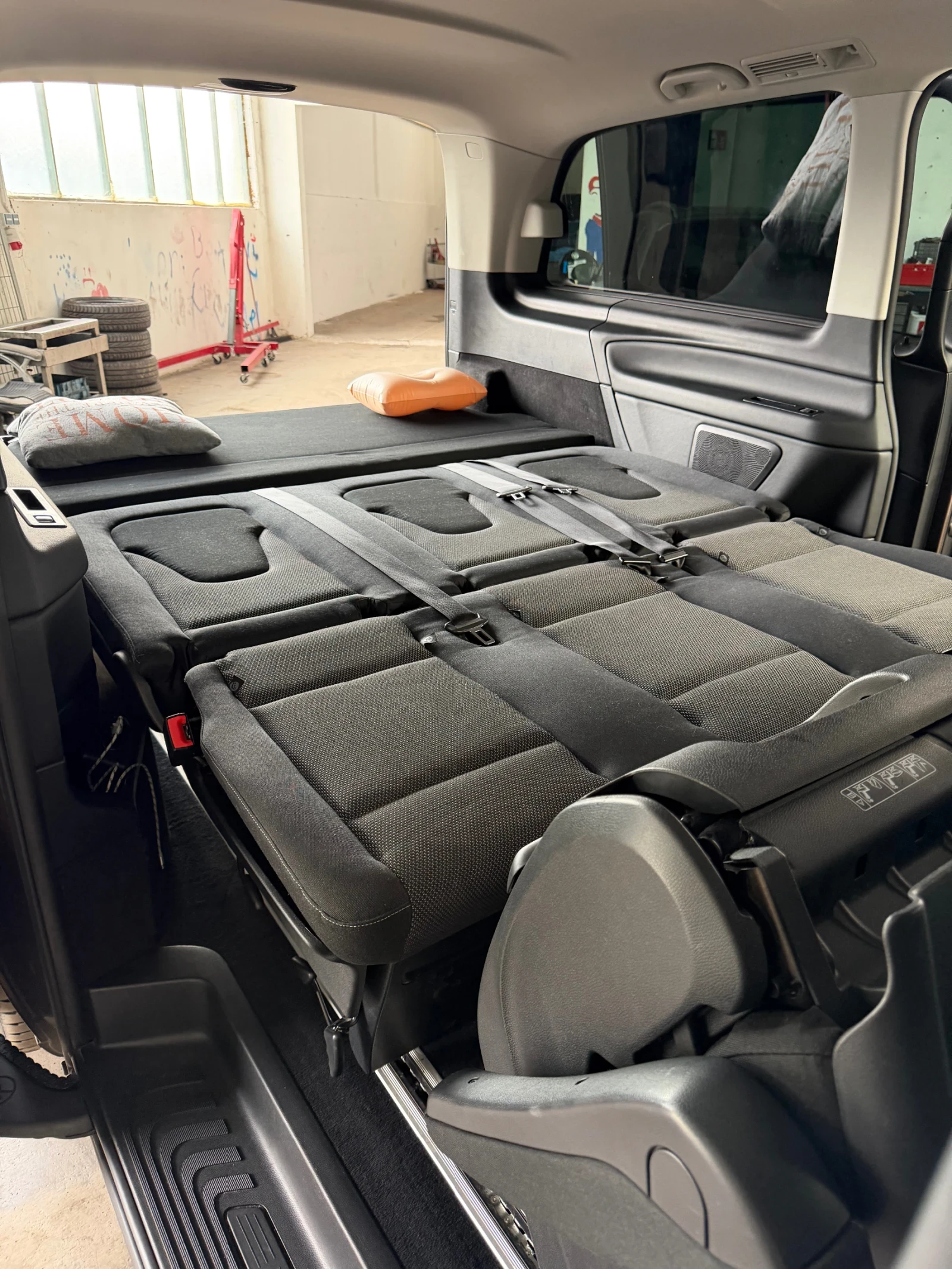 Mercedes-Benz V 220, снимка 13 - Бусове и автобуси - 55507263