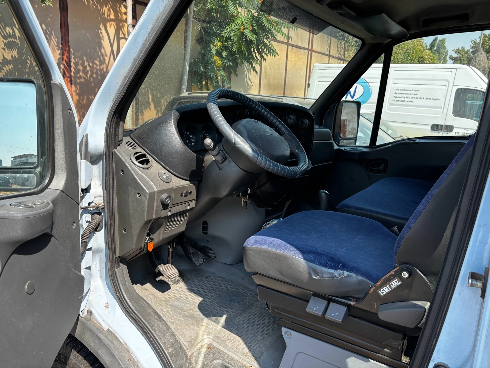 Iveco 35s12 с фургон, снимка 6 - Бусове и автобуси - 55717839
