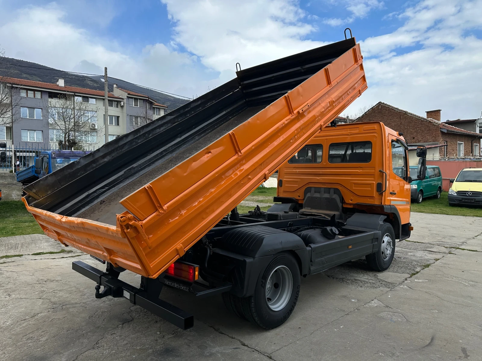 Mercedes-Benz Atego 815* Тристранен самосвал* Топ състояние, снимка 4 - Камиони - 54148882