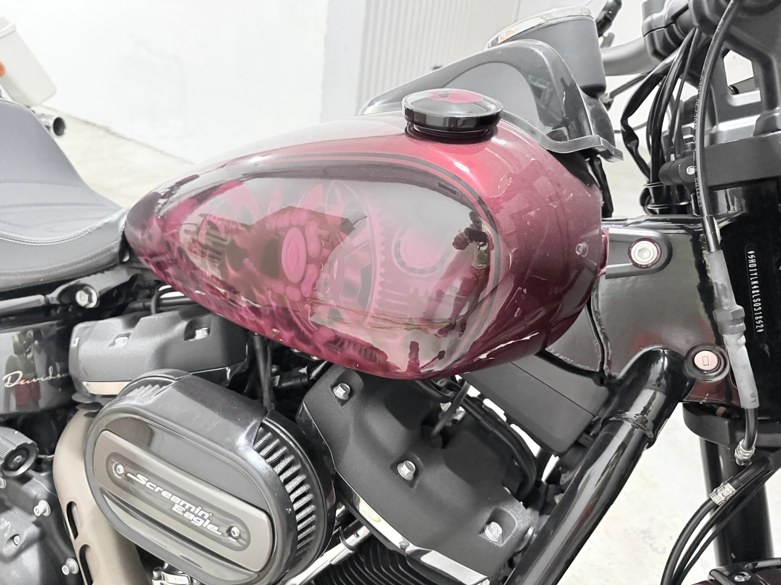 Harley-Davidson Softail Fat Bob 114 2020г. Custom color  - изображение 6
