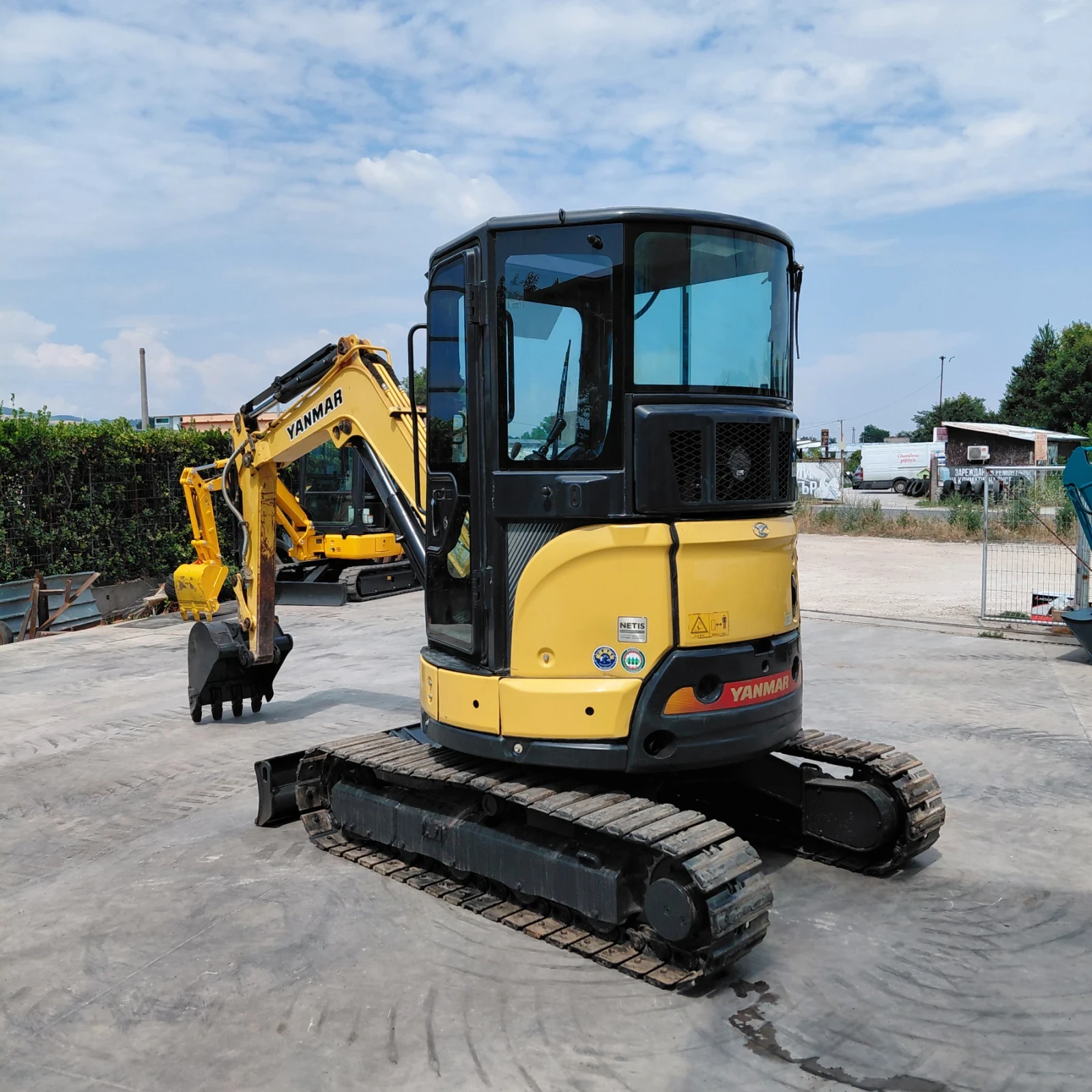 ����� Yanmar VIO30-6 * �������� * ����� �� ��� *  | Mobile.bg � ����������� 3