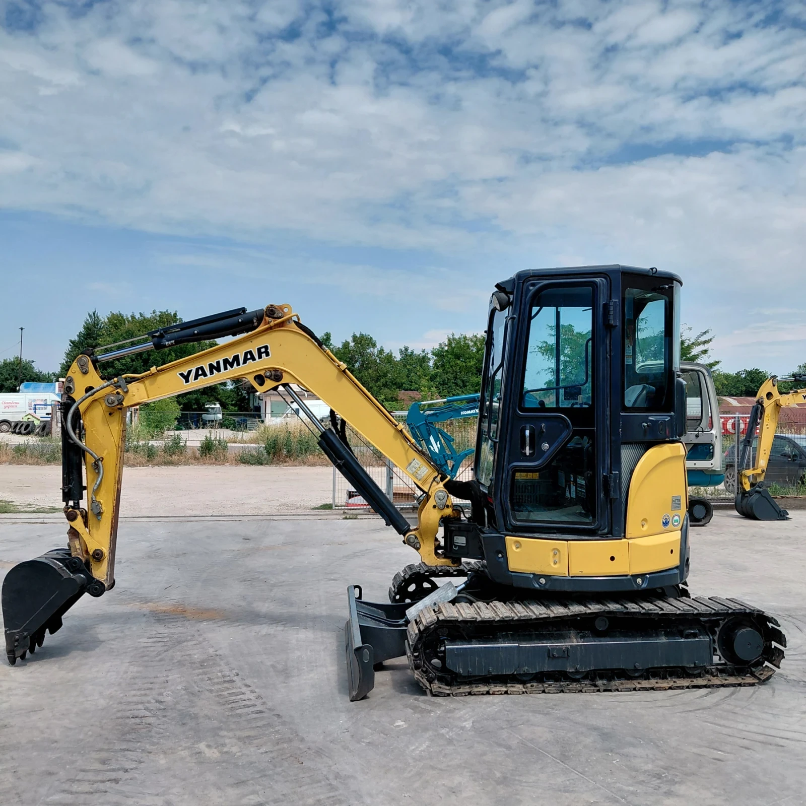 ����� Yanmar VIO30-6 * �������� * ����� �� ��� *  | Mobile.bg � ����������� 2