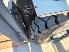 Мотокар UniCarriers Газ, бензин, снимка 4