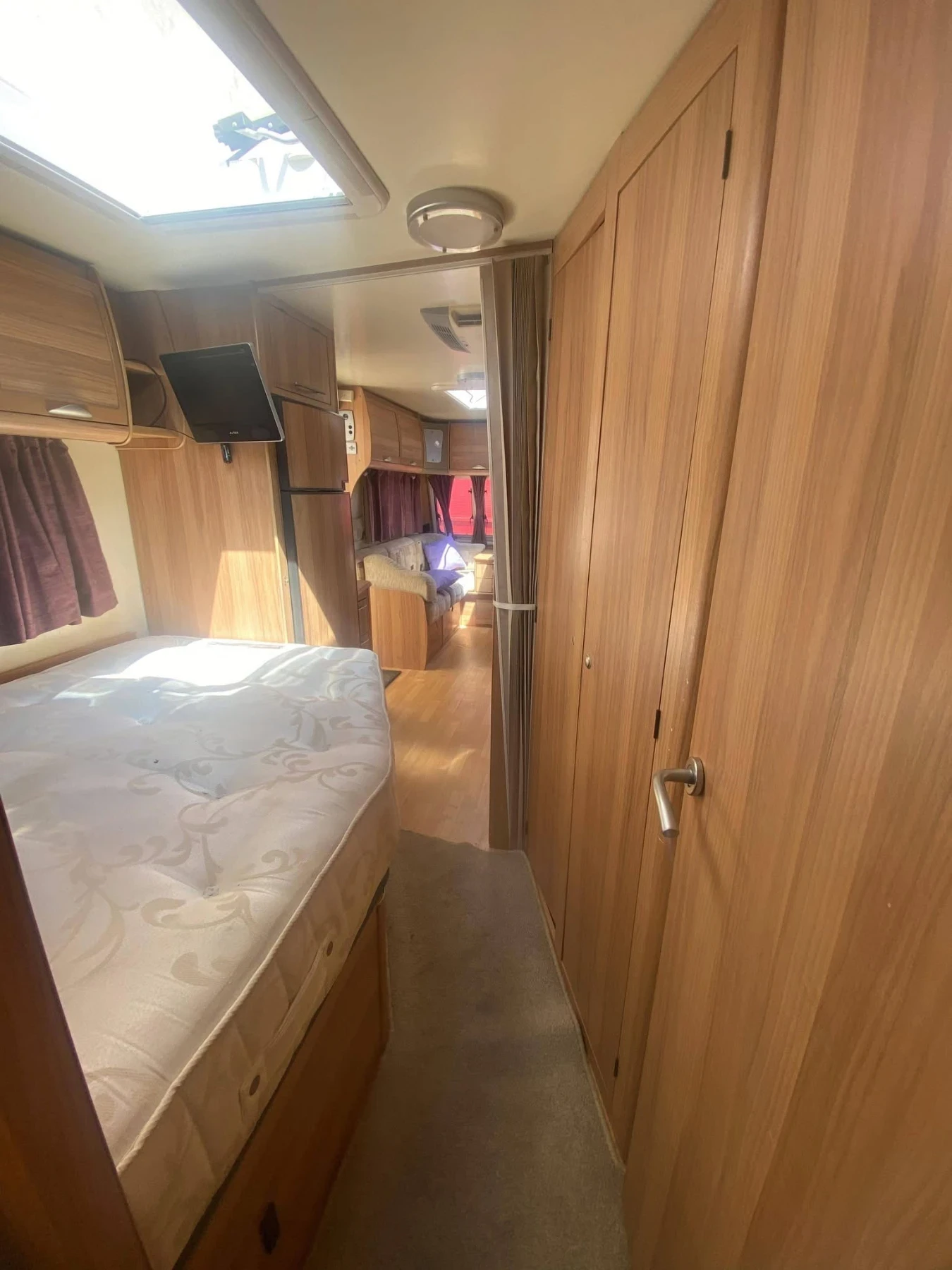 Каравана Tabbert BAILEY UNICORN-Alu-Tech-Bodyshell.ФОРСЕЛТ/MOVER/, снимка 12 - Каравани и кемпери - 54920724