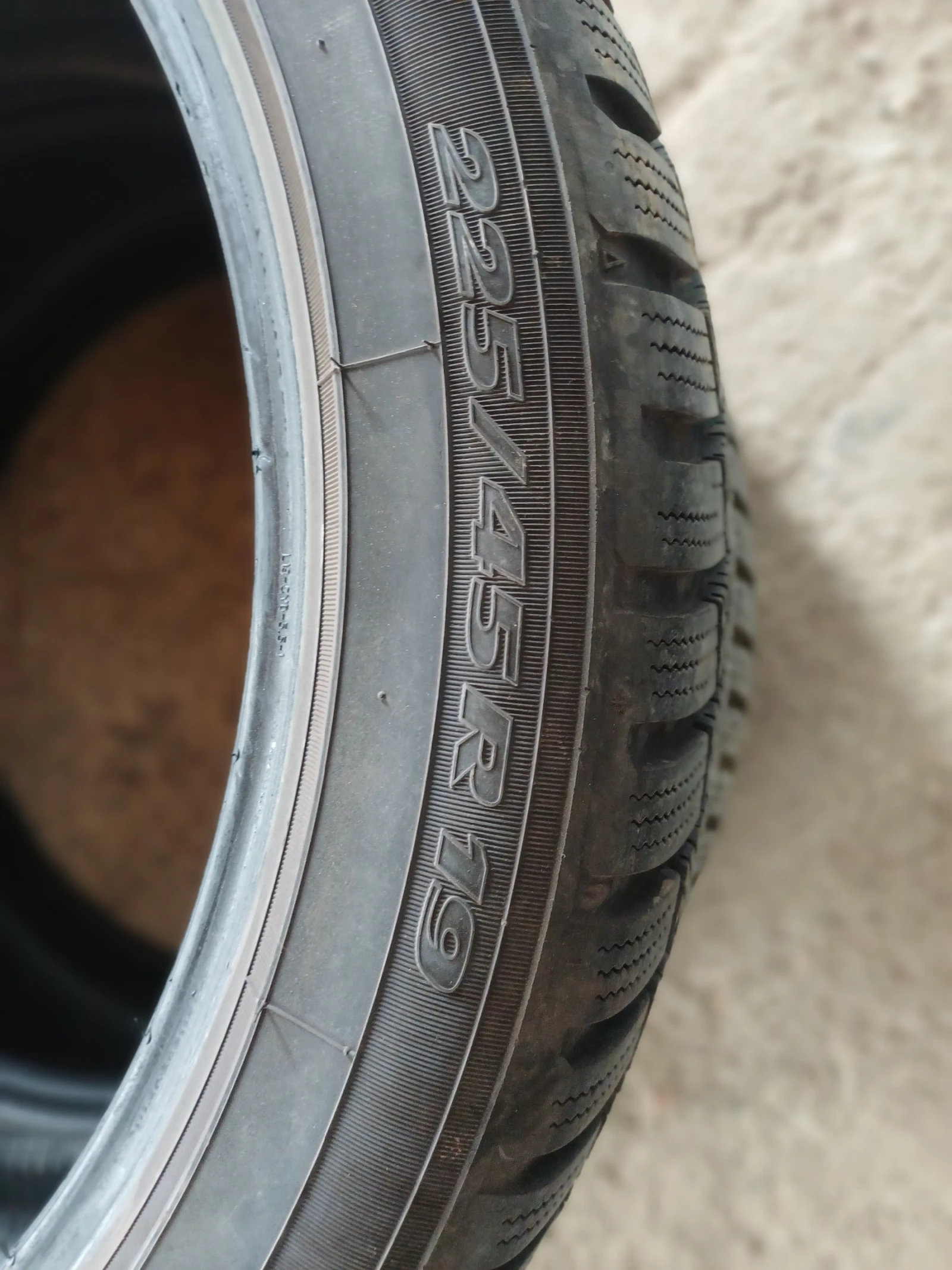 ���� 225/45R19 | Mobile.bg � ����������� 3