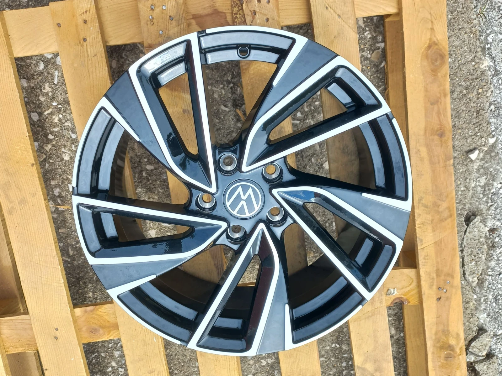 Джанти за VW, снимка 6 - Гуми и джанти - 56620051