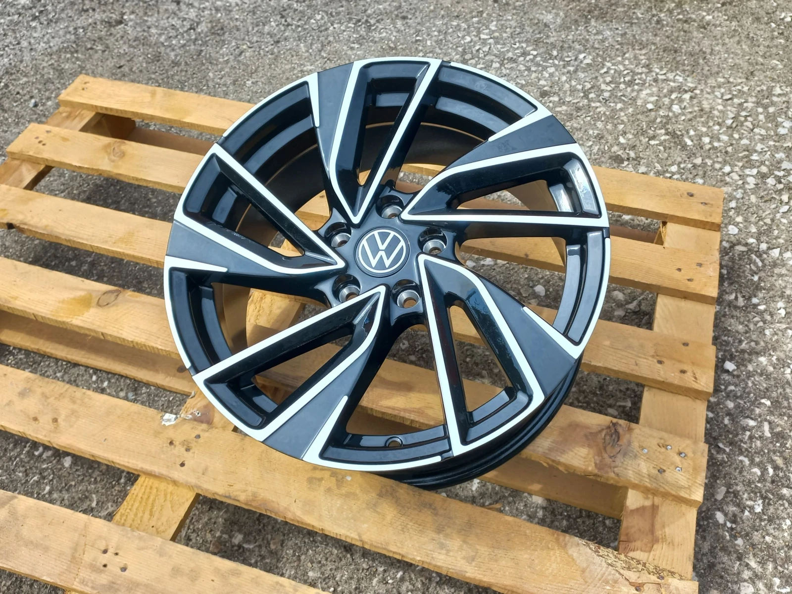 Джанти за VW, снимка 7 - Гуми и джанти - 56620051