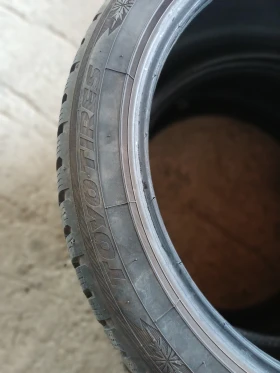 Гуми Зимни 225/45R19, снимка 4 - Гуми и джанти - 52928396