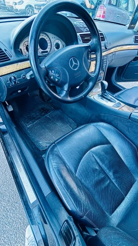 Mercedes-Benz E 320 Авангард, снимка 11