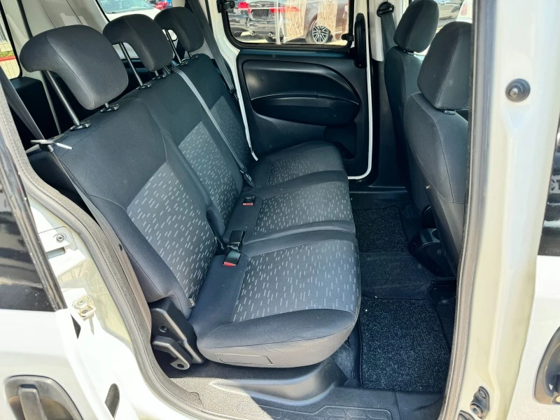 Opel Combo 1.6D 105k.с 6ск. 2015г., снимка 14 - Автомобили и джипове - 46259813