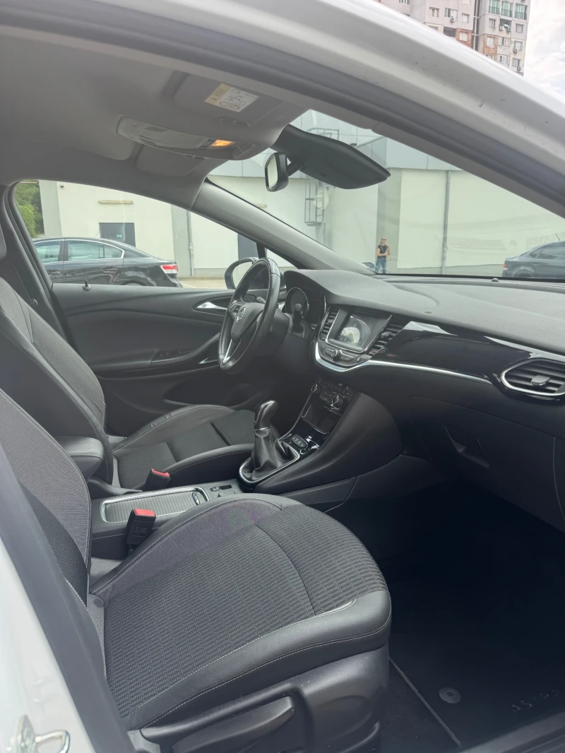 Opel Astra, снимка 9 - Автомобили и джипове - 52850886