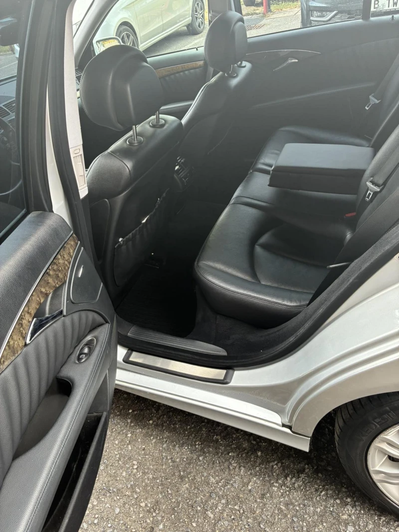 Mercedes-Benz E 350 E280 4MATIC LPG, снимка 14 - Автомобили и джипове - 52799234