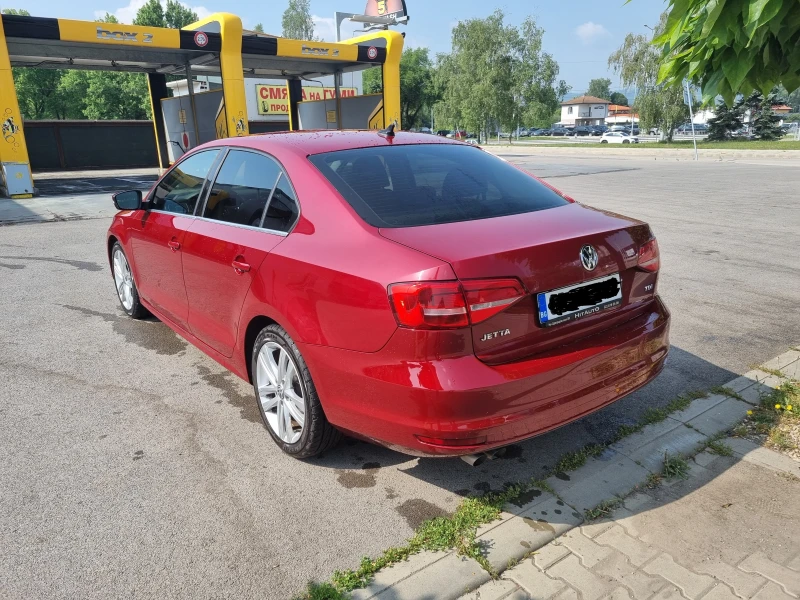 VW Jetta 2.0 TDI, снимка 5 - Автомобили и джипове - 52578123