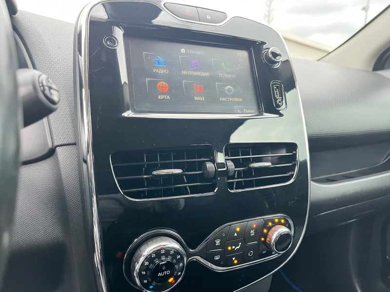 Renault Clio 1.5dci, 90k.c, 17ки, нави, пияно лак, снимка 10 - Автомобили и джипове - 52726965