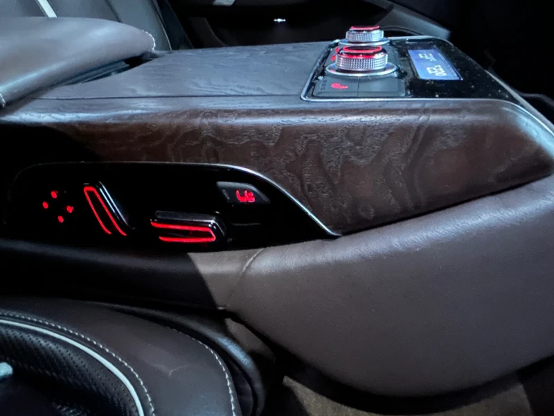 Audi A8 3.0TDI, снимка 14 - Автомобили и джипове - 53225802