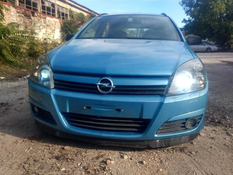 Opel Astra, снимка 11 - Автомобили и джипове - 47140049