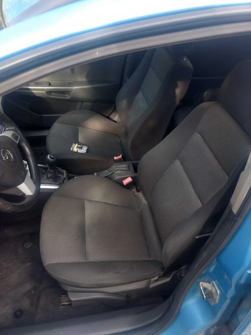 Opel Astra, снимка 15 - Автомобили и джипове - 47140049