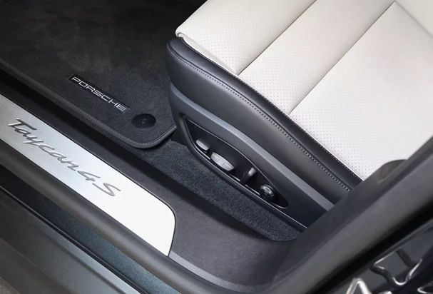 Porsche Taycan 4S = Porsche Active Suspension = Гаранция - изображение 7