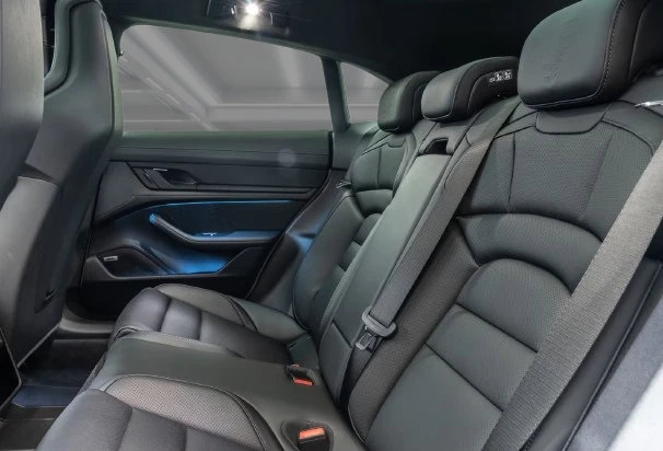 Porsche Taycan GTS Sport Turismo = Sport Package = Гаранция, снимка 12 - Автомобили и джипове - 55640394