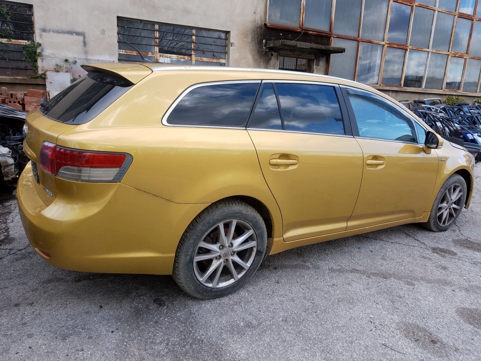 Toyota Avensis 2.2d-cat - изображение 3