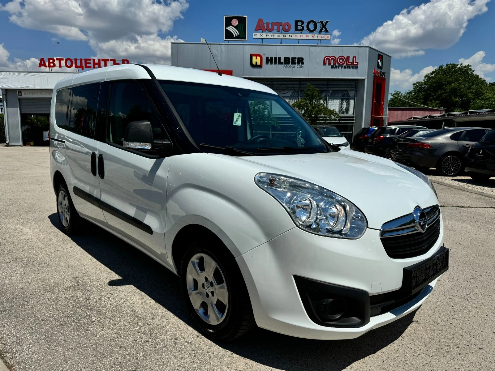 Opel Combo 1.6D 105k.с 6ск. 2015г. - изображение 3