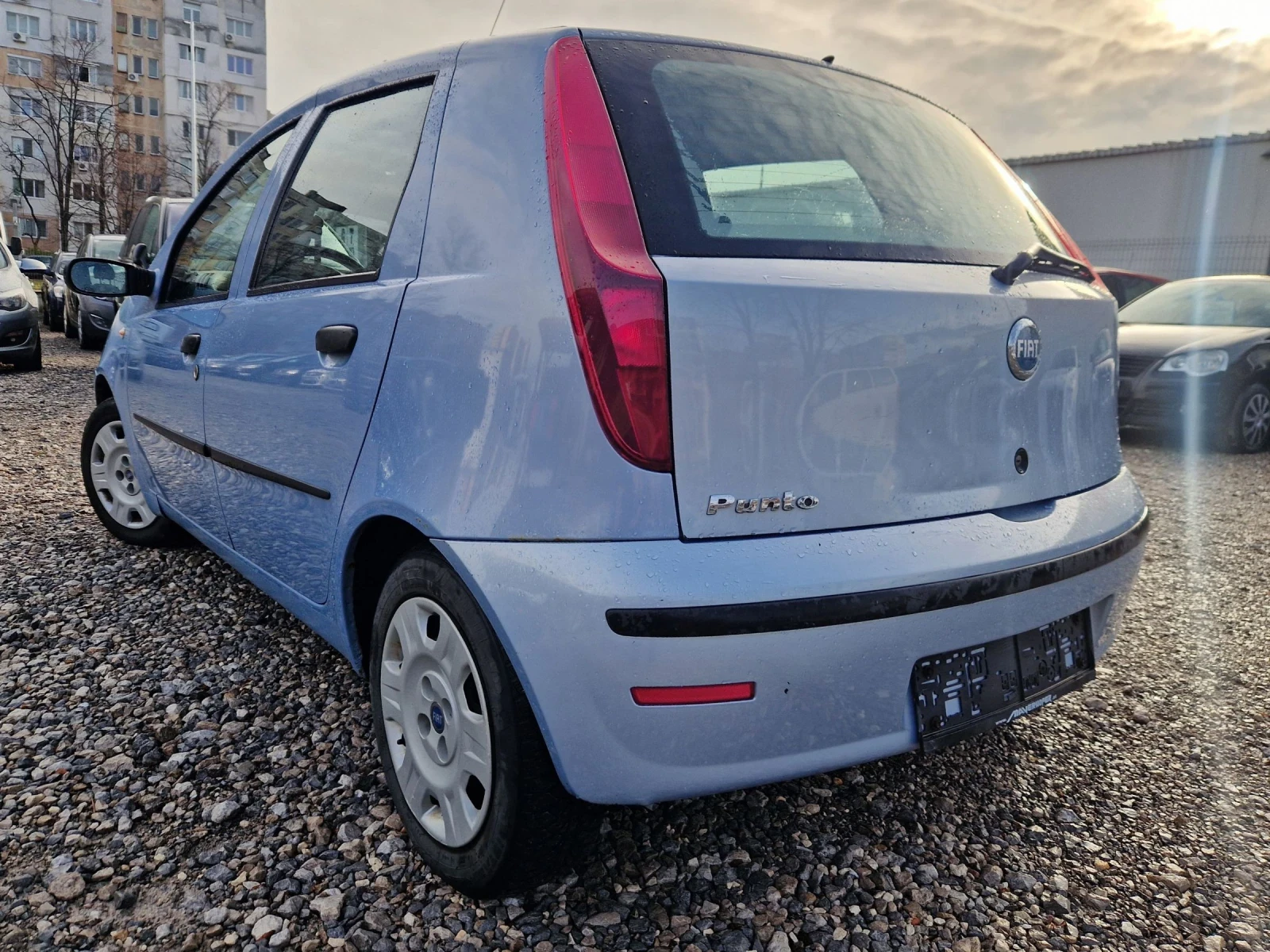 Fiat Punto 1.2i  КЛИМА  - изображение 3