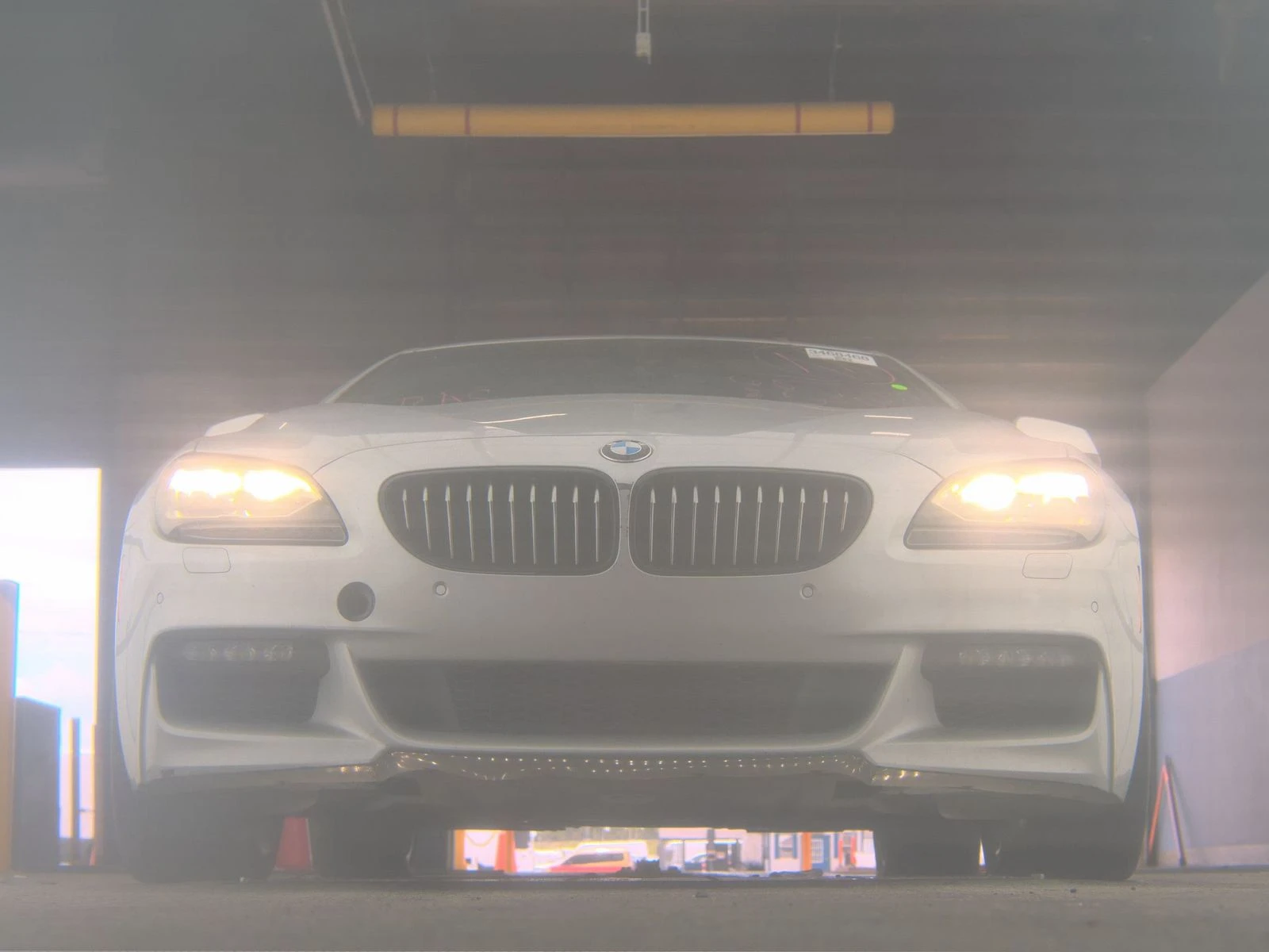 BMW 640 M* SPORT* ПОДГРЕВ* ОБДУХВАНЕ* ХЕДЪП* МЪРТВ* ТОЧКА* - изображение 5
