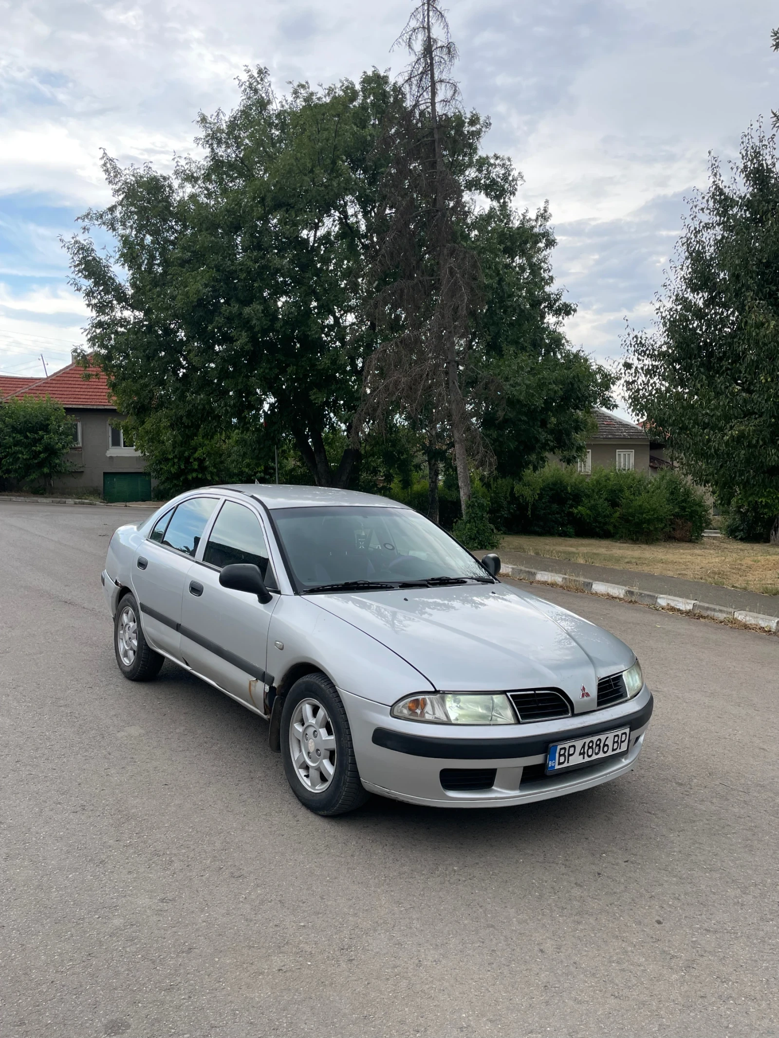 Mitsubishi Carisma 1.9 D - изображение 6