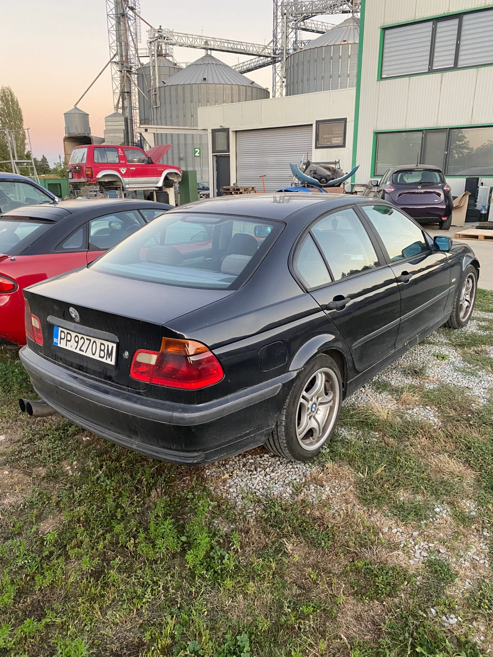 BMW 318  - изображение 4