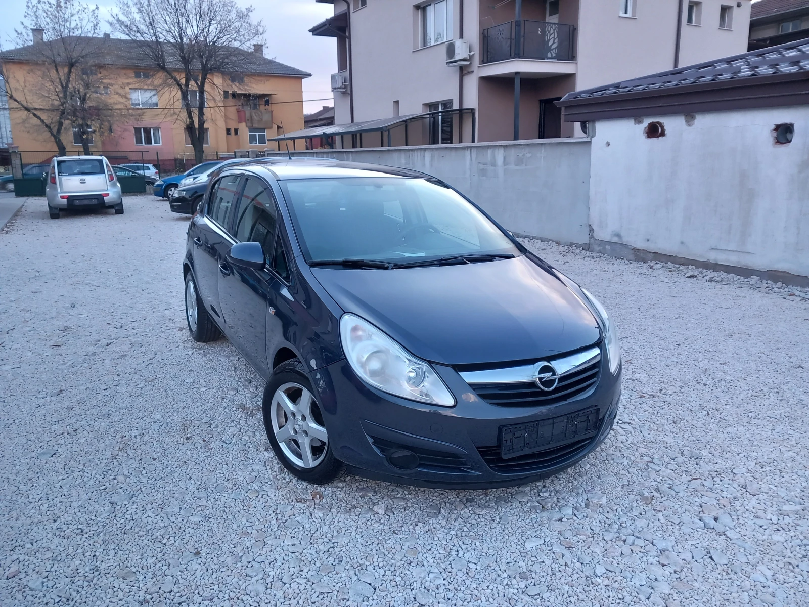 Opel Corsa 1.2i климатик - изображение 8