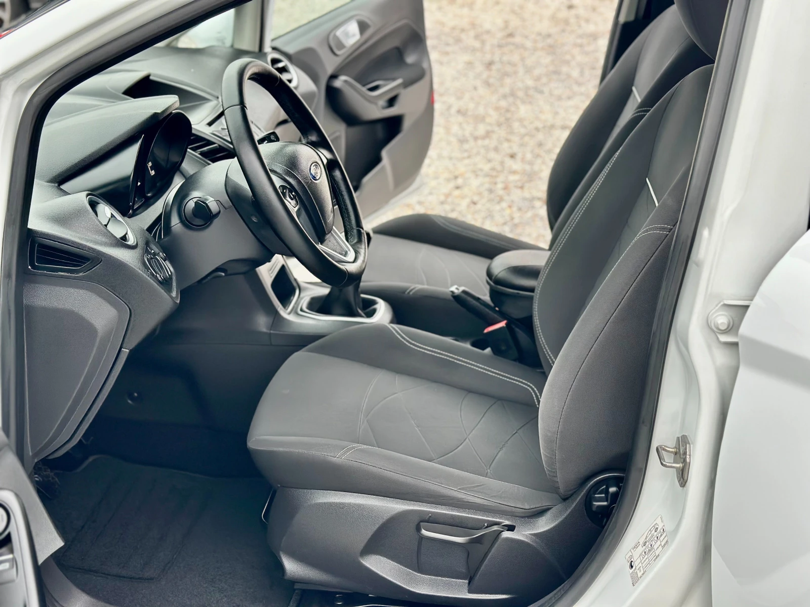 Ford Fiesta 1.5TDCI* Euro5B - изображение 7