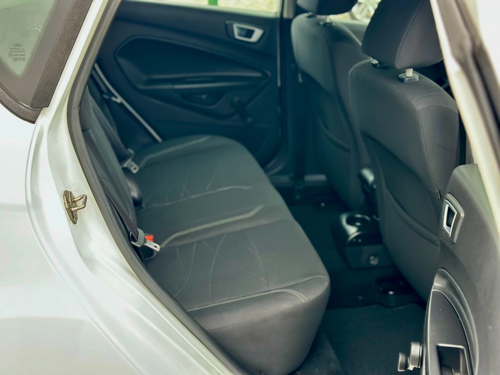 Ford Fiesta 1.5TDCI* Euro5B | Mobile.bg � ����������� 12