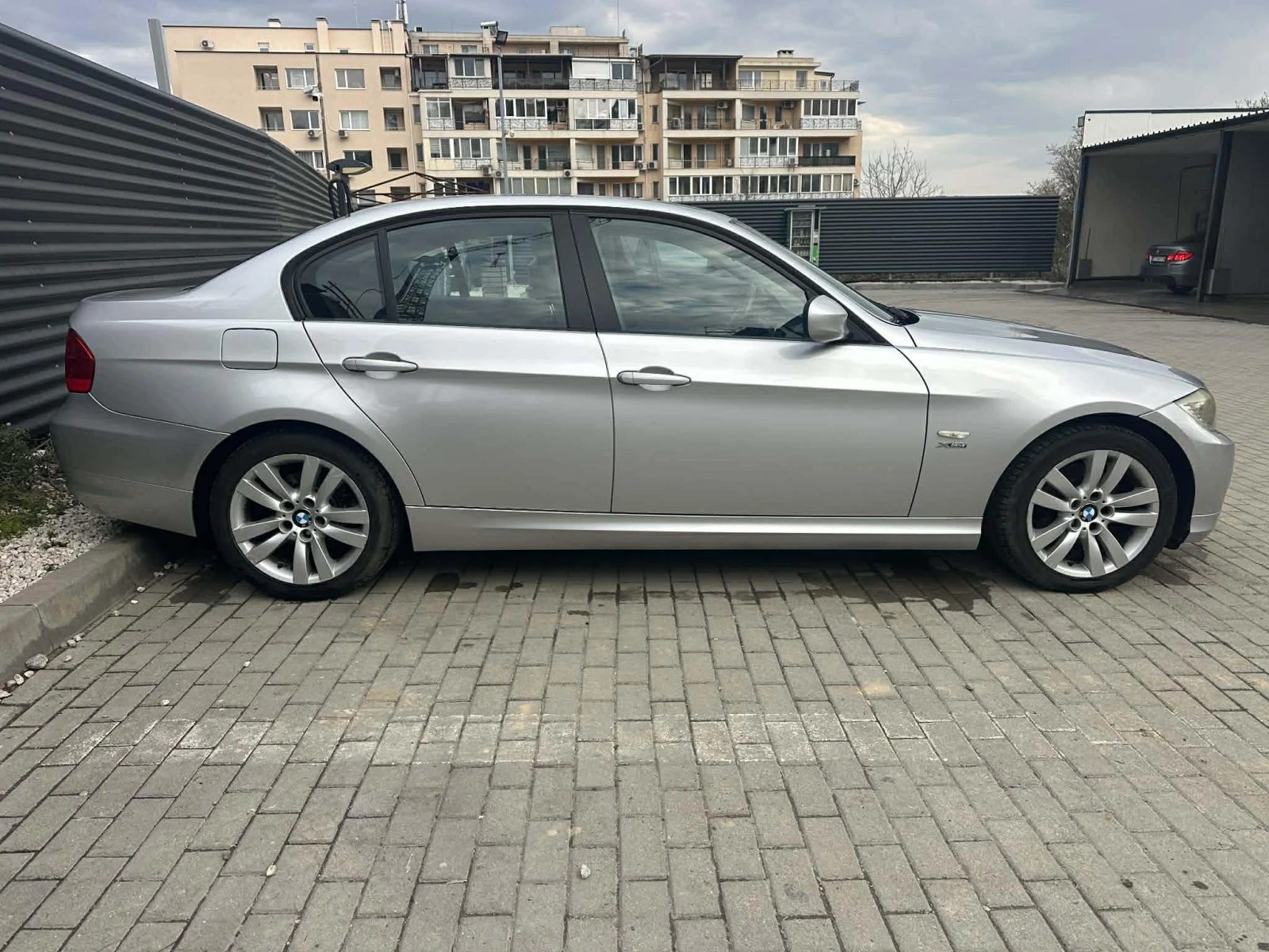 BMW 320 СМЕНЕНА ВЕРИГА X-Drive, снимка 7 - Автомобили и джипове - 54014199