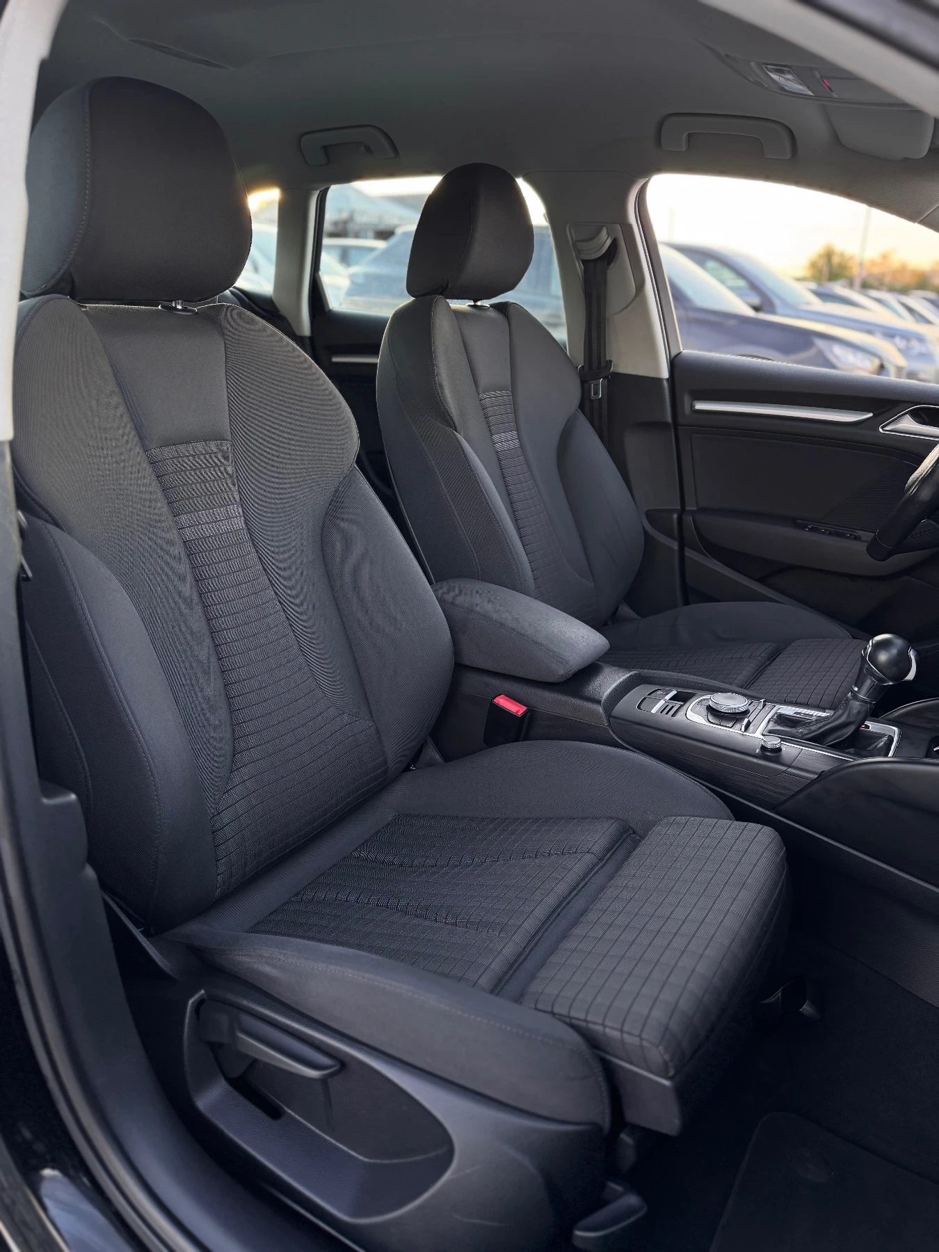 Audi A3 2.0TDI S-tronic Euro 6b SPORTBACK, снимка 16 - Автомобили и джипове - 54417034