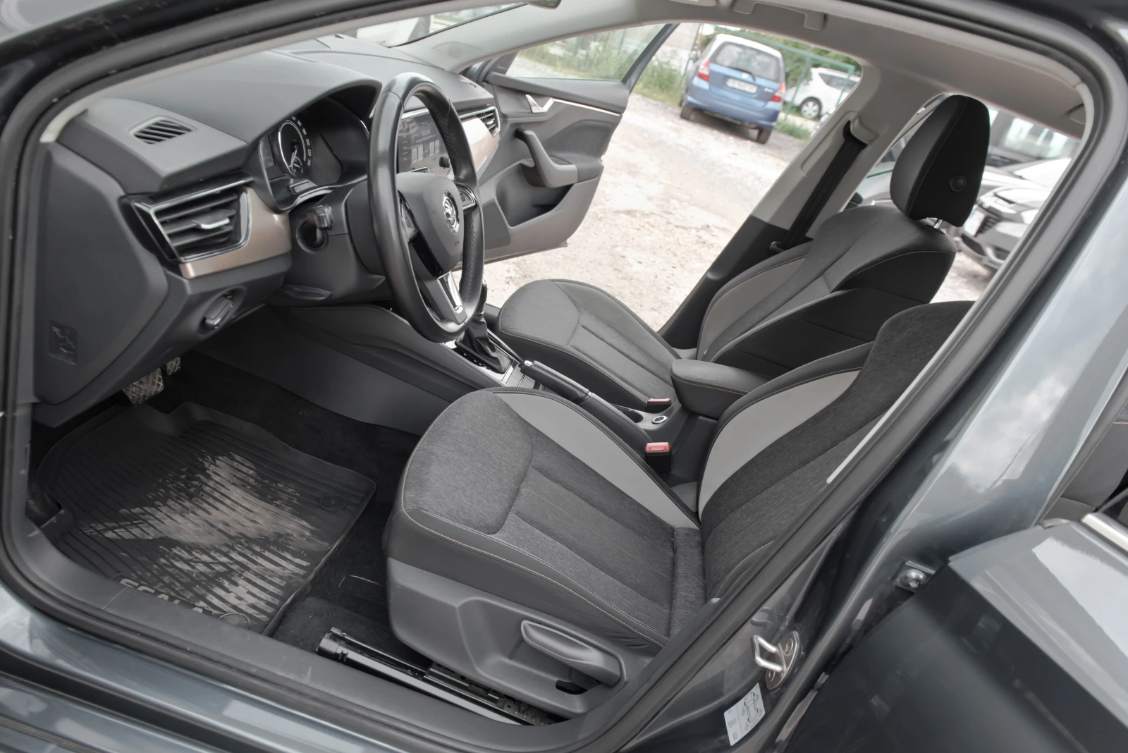 Skoda Scala 1.5 TSI, снимка 9 - Автомобили и джипове - 54617863