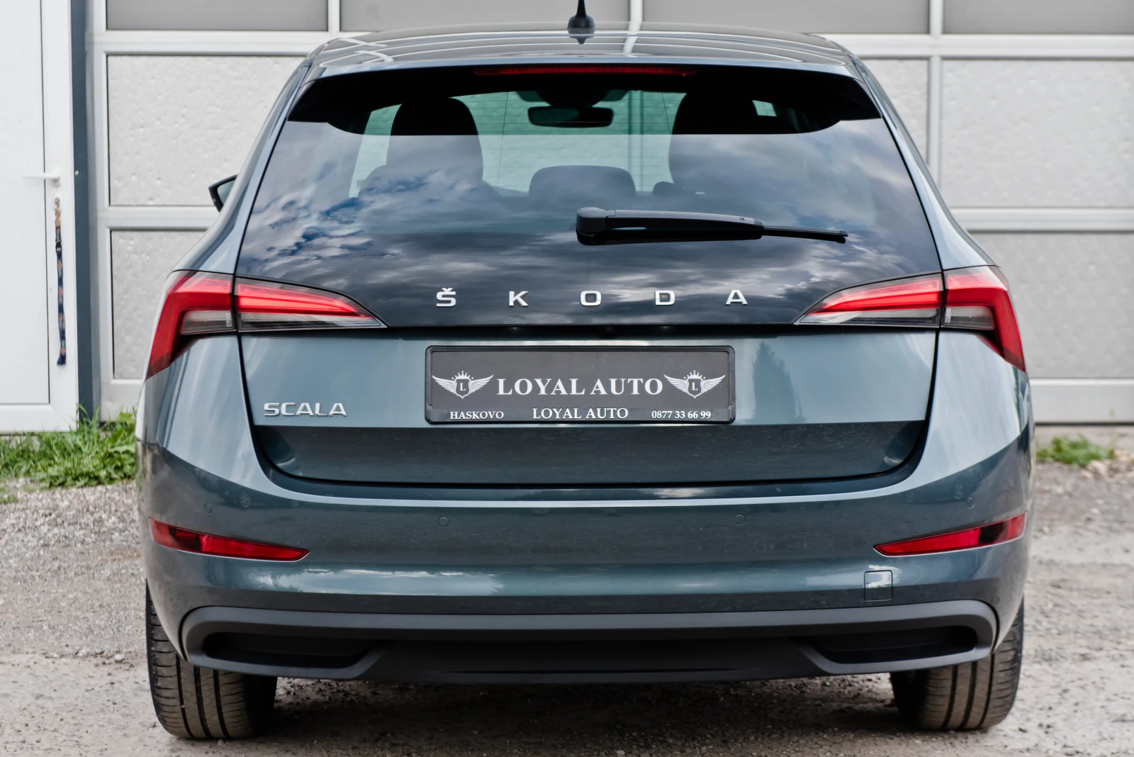 Skoda Scala 1.5 TSI, снимка 4 - Автомобили и джипове - 54617863