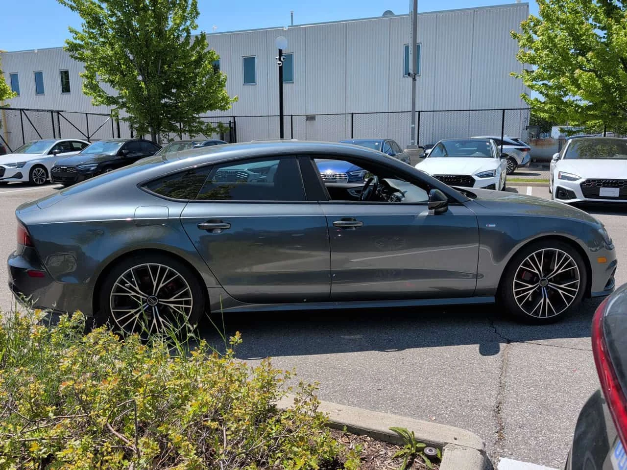 Audi A7 Technik/CARFAX/ДИСТРОНИК/360 КАМ/ПАНО/2 КЛЮЧА, снимка 4 - Автомобили и джипове - 54723601