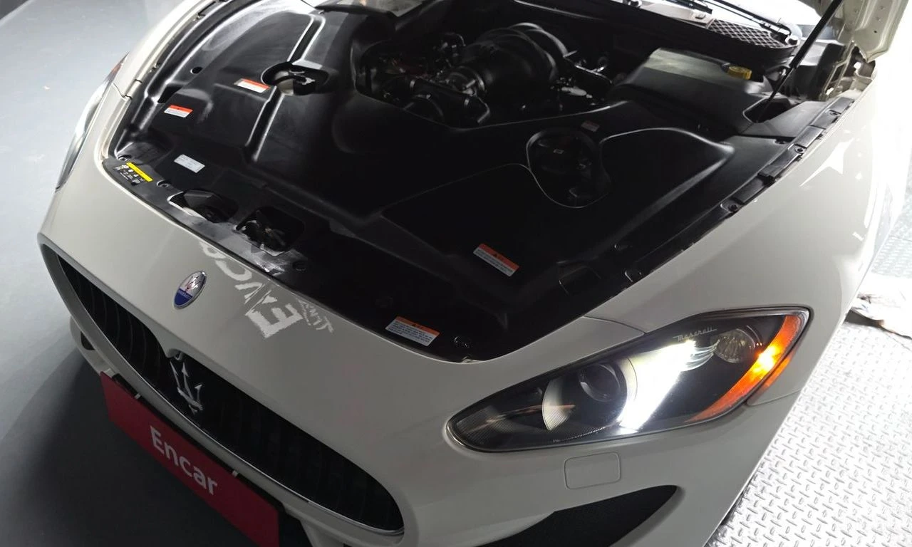 Maserati GranTurismo 4.7* SPORT* , снимка 17 - Автомобили и джипове - 54735803