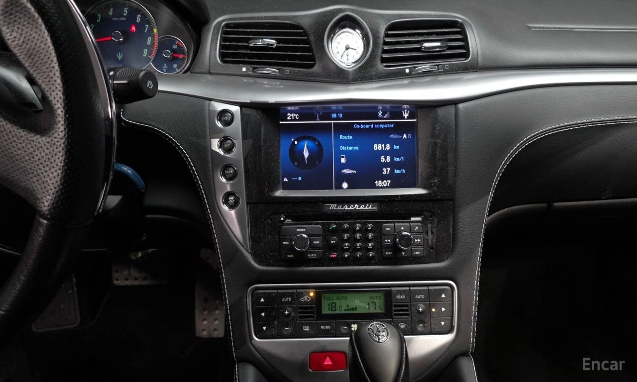 Maserati GranTurismo 4.7* SPORT* , снимка 10 - Автомобили и джипове - 54735803