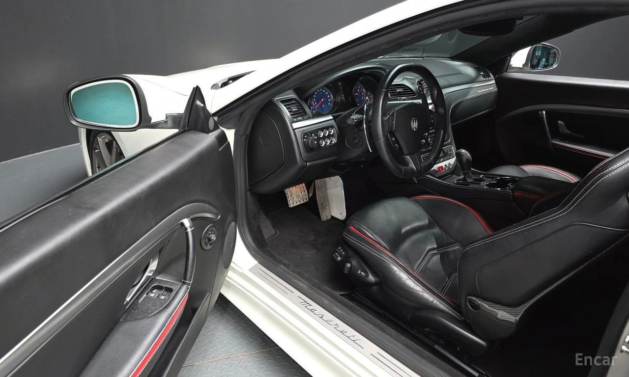 Maserati GranTurismo 4.7* SPORT* , снимка 6 - Автомобили и джипове - 54735803