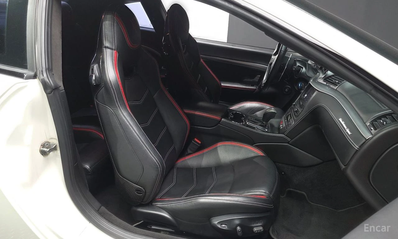 Maserati GranTurismo 4.7* SPORT* , снимка 14 - Автомобили и джипове - 54735803